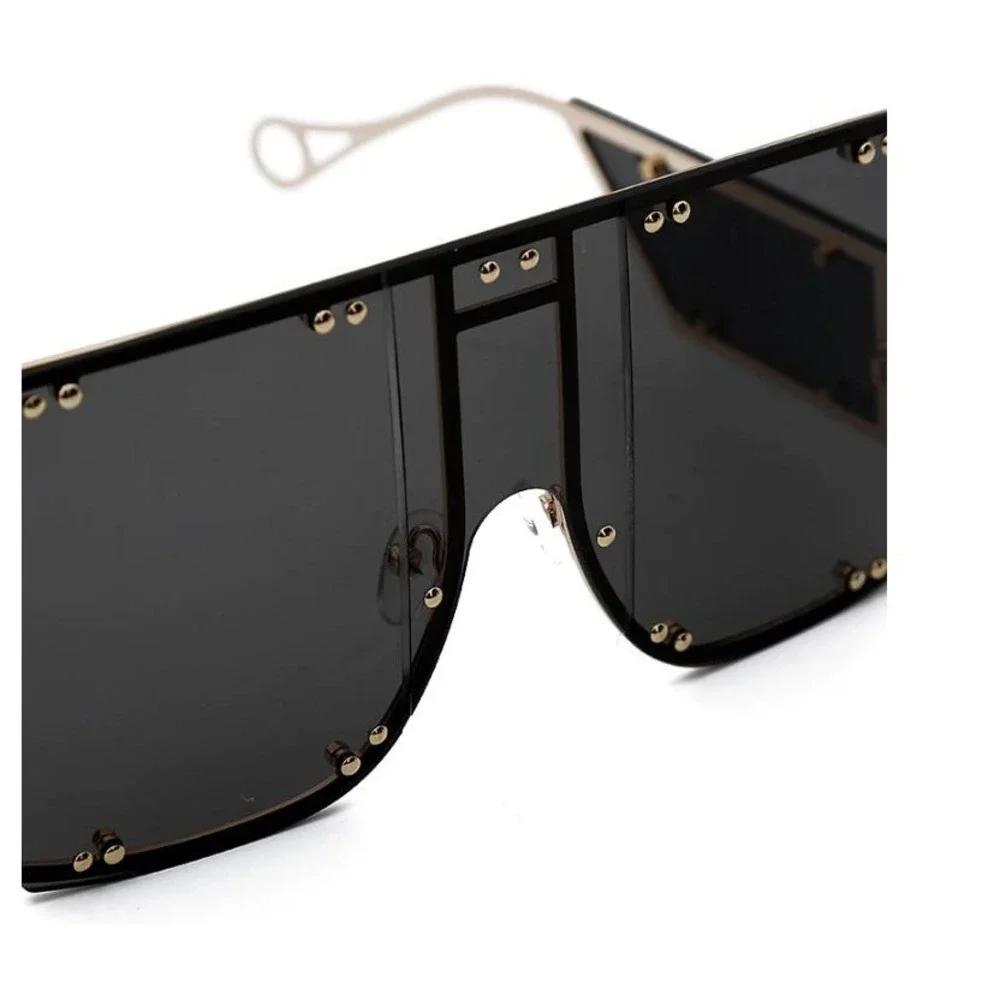 Oversized Shield Sunglasses Gold Studded Accents Fashion Statement Shades Lentes